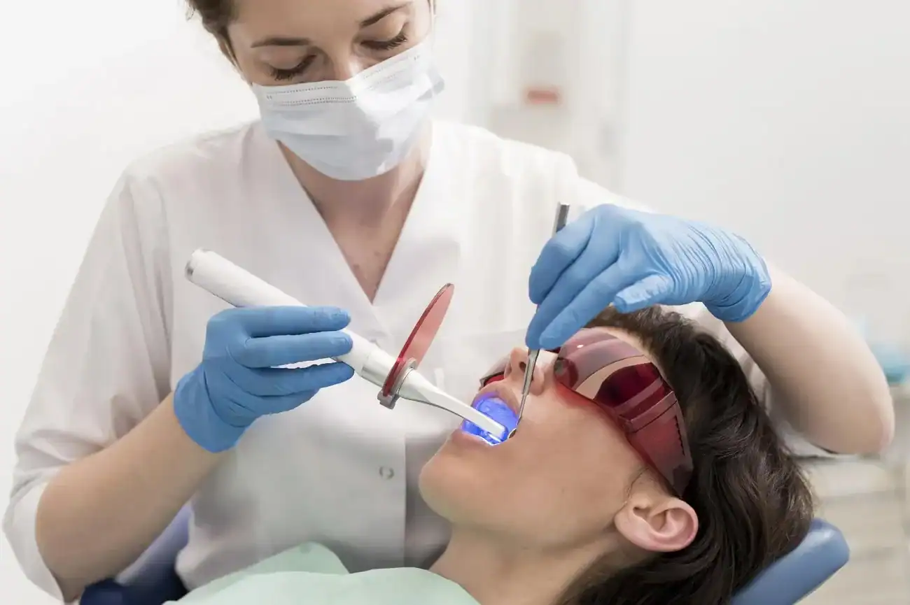 How Can You Tell If Your Crowns or Fillings Need Updating After Whitening Littlehampton